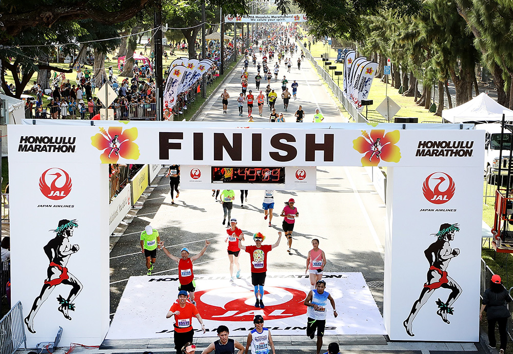 Honolulu Marathon 2017 Finish Line