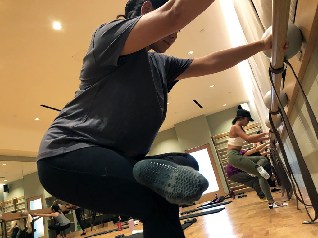 Open For Fitness Want That Lean Ballerina Body Then Try This Barre Class At Sweat Soul In Kakaako Stretch