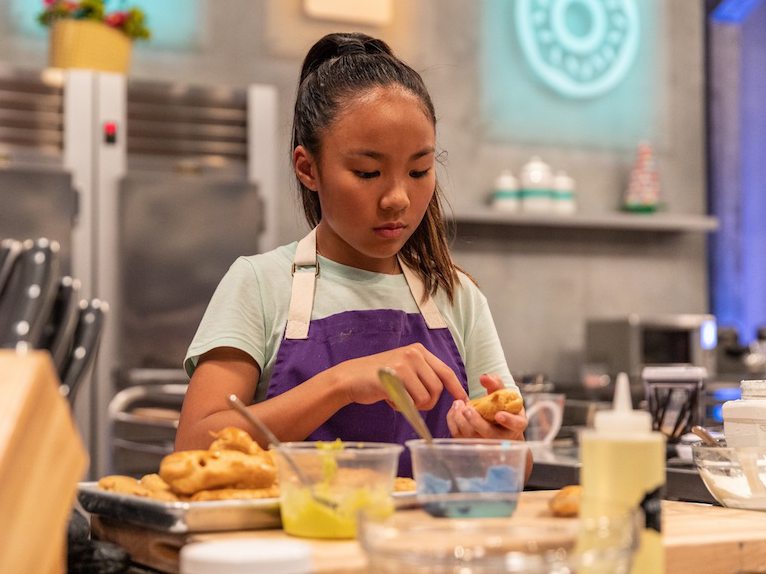 Kailua’s Taylor Inouye Makes the Finale in “Kids Baking Championship”