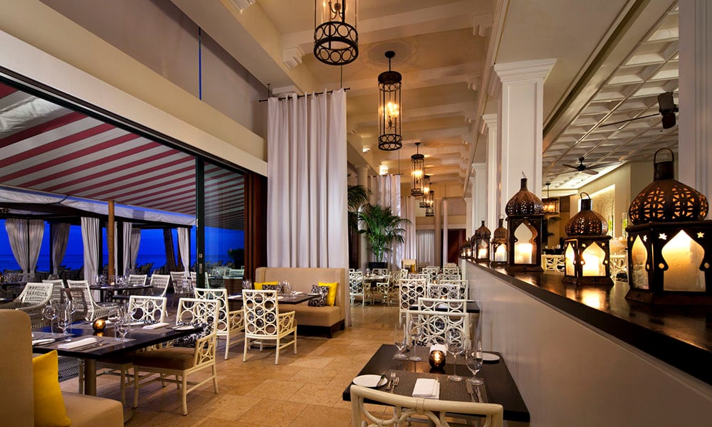 Lux376re 124822 Azurerestaurant