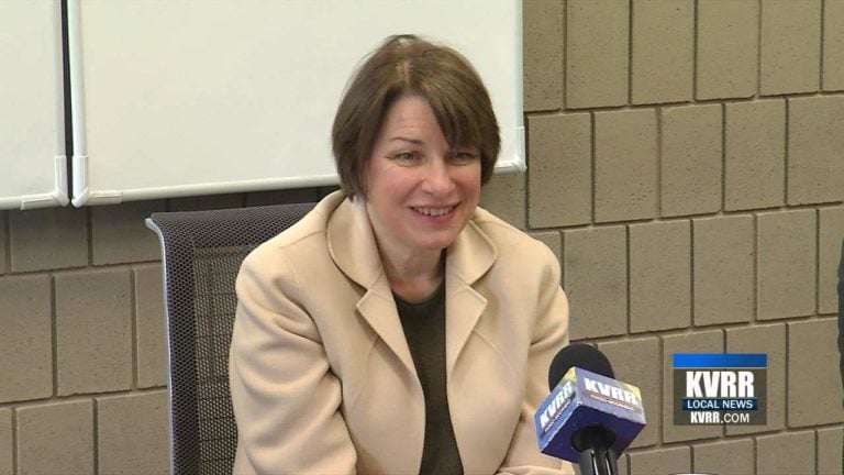 Klobuchar Reaches Polling Threshold For September Debate, Still Must ...