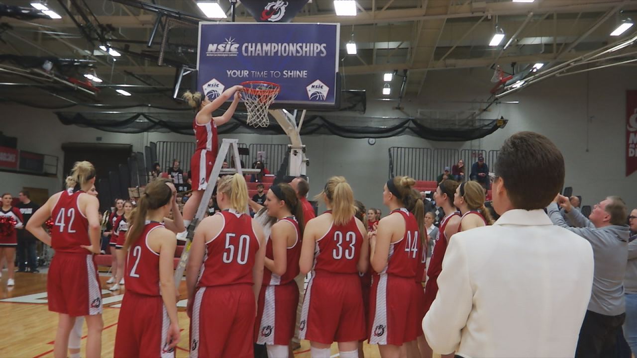 MSUM Women Clinch NSIC Title KVRR Local News