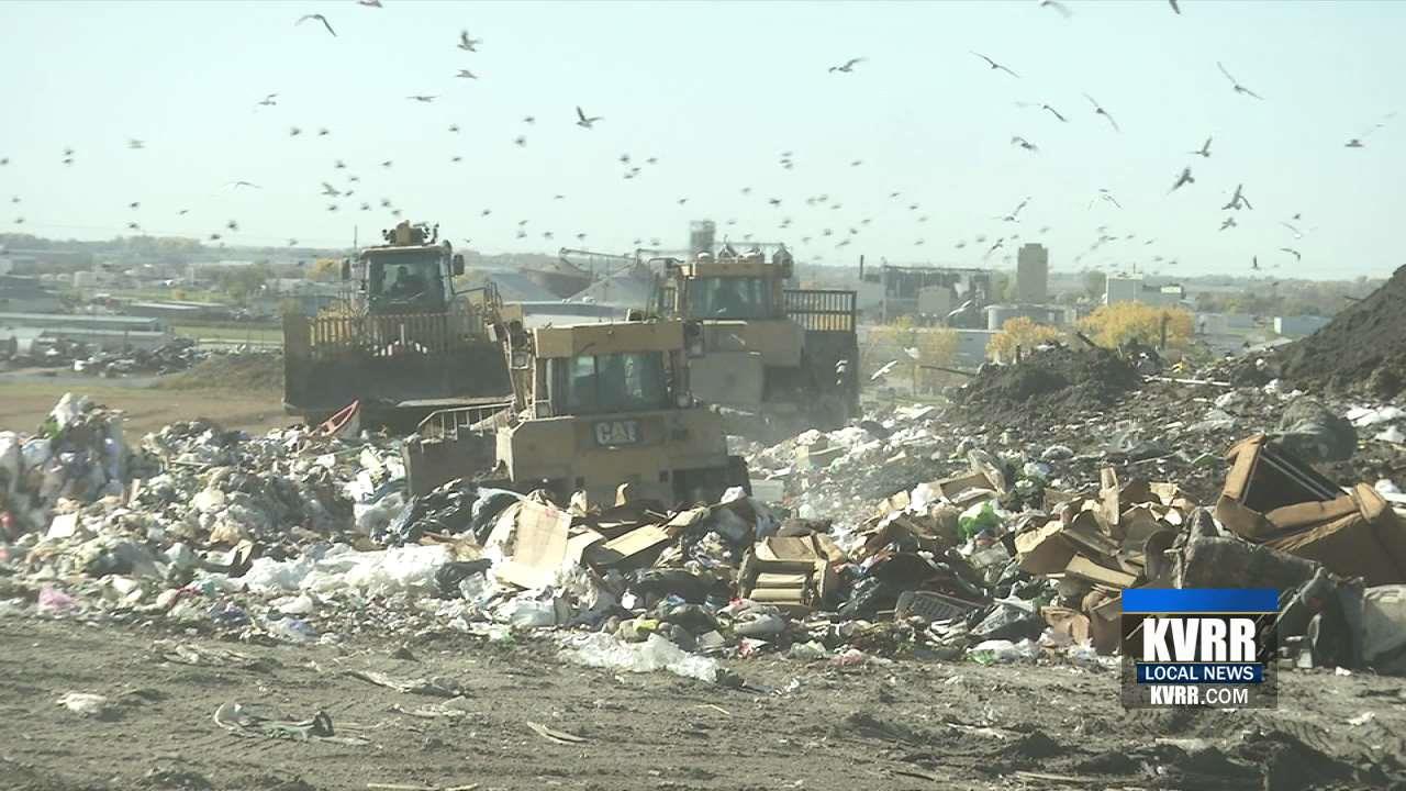 City of Fargo Offers Fall Cleanup Week...But You'll Have to Haul It