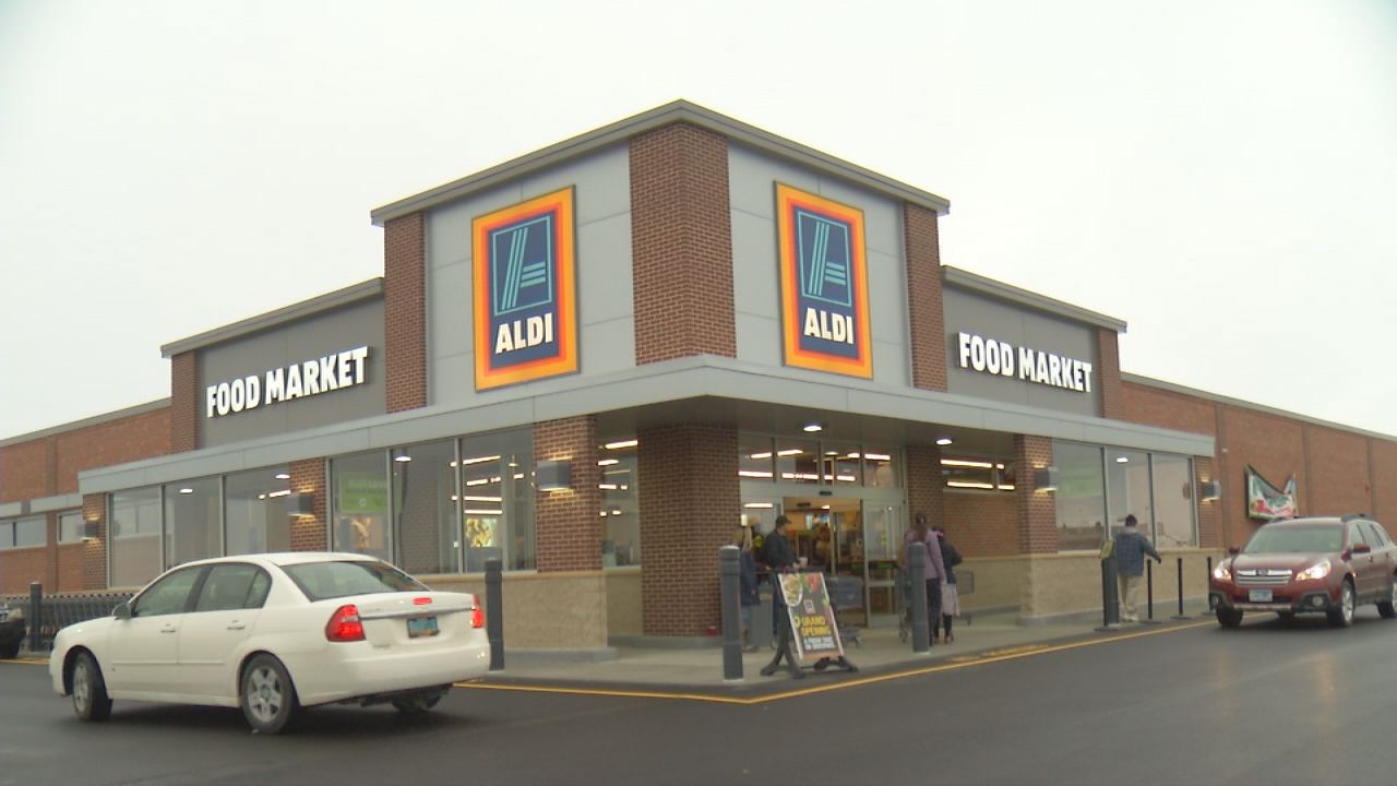 Discount Grocery Store, ALDI, Opens in Dilworth KVRR Local News