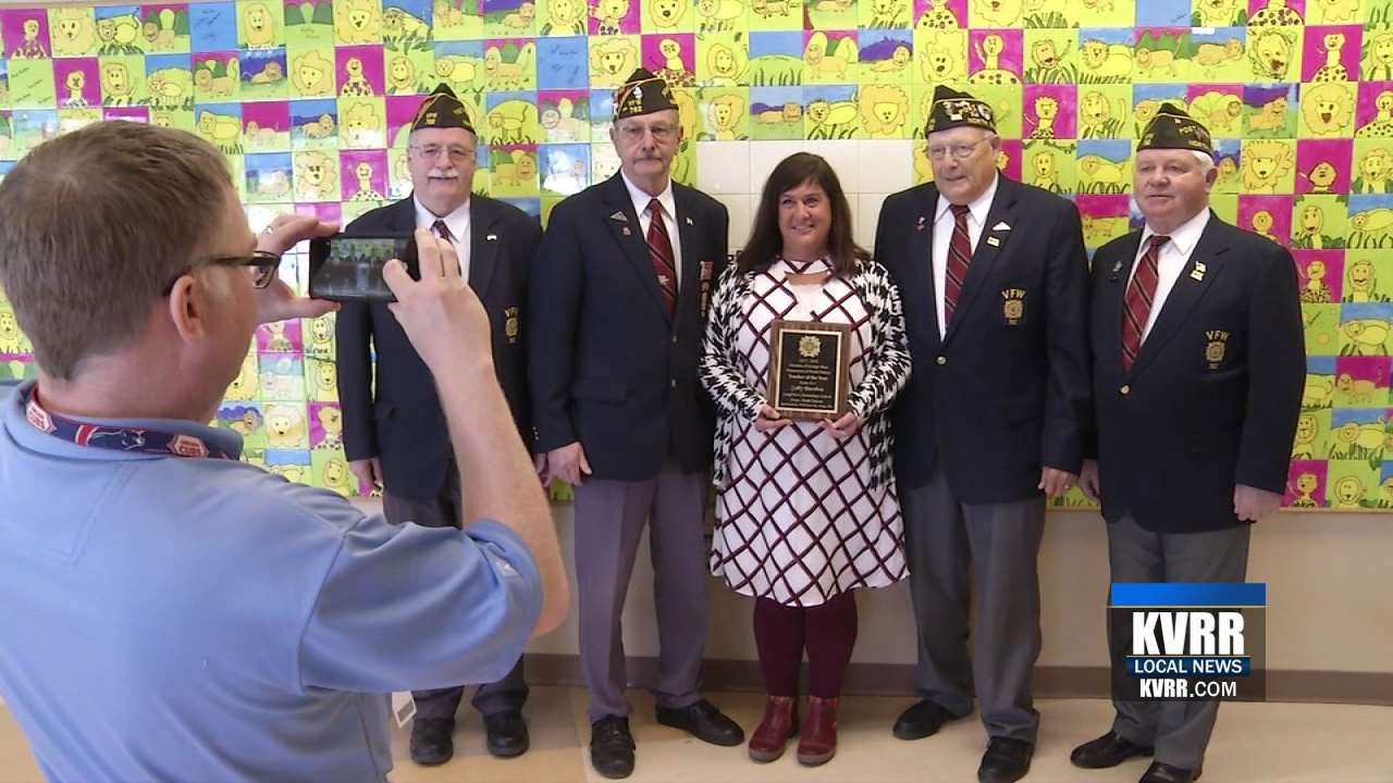 North Dakota VFW Honors Longfellow Elementary Teacher With Award KVRR
