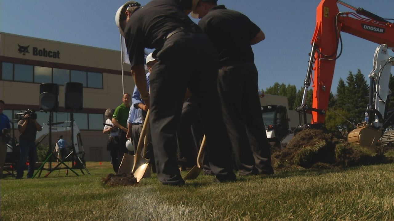 Bobcat Company and Doosan In West Fargo Expanding - KVRR Local News