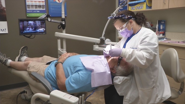 Aspen Dental Gives Veterans Free Dental Care