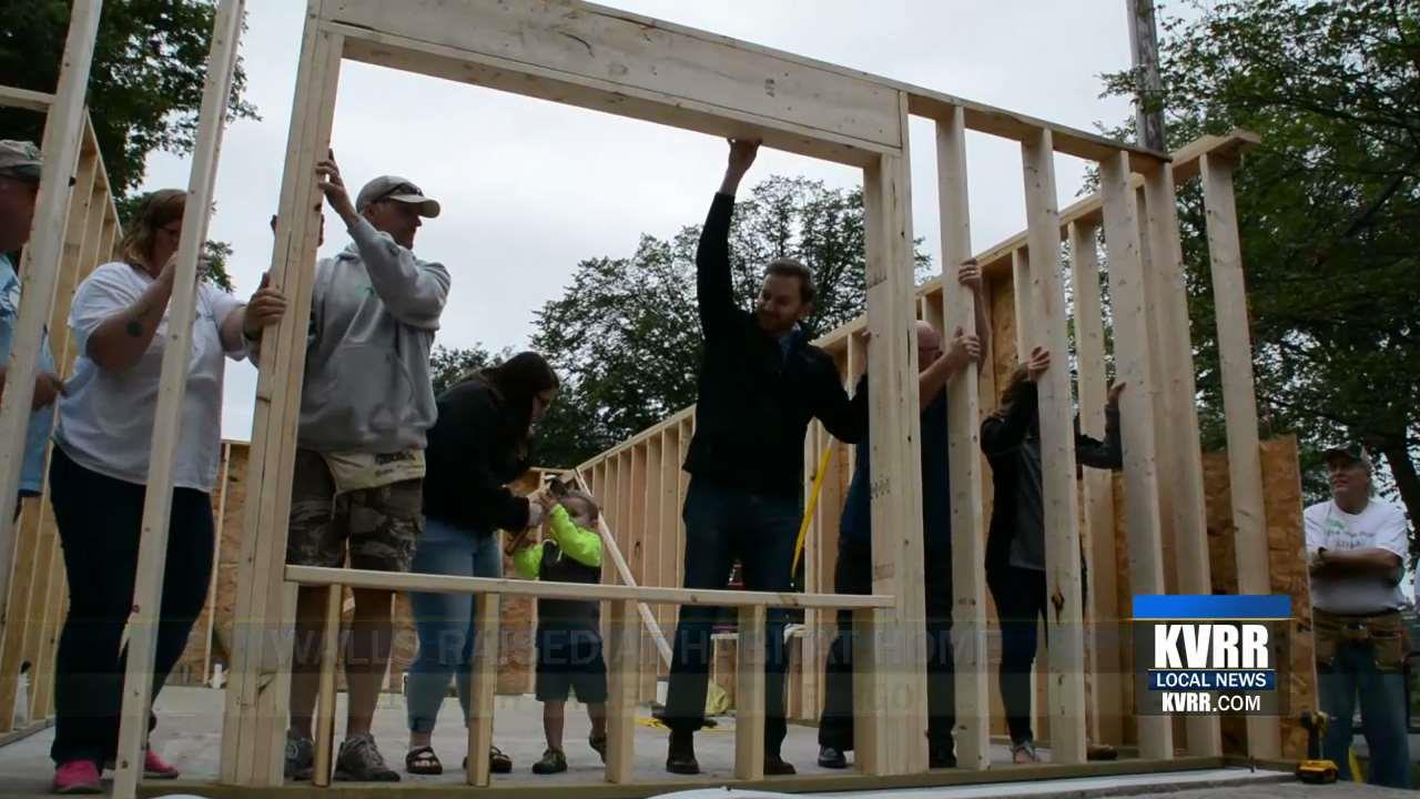 Lake Agassiz Habitat for Humanity Raises the Walls on a New Home