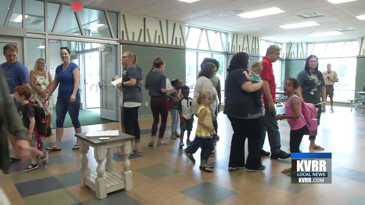 Willow Park Elementary School Opens in West Fargo