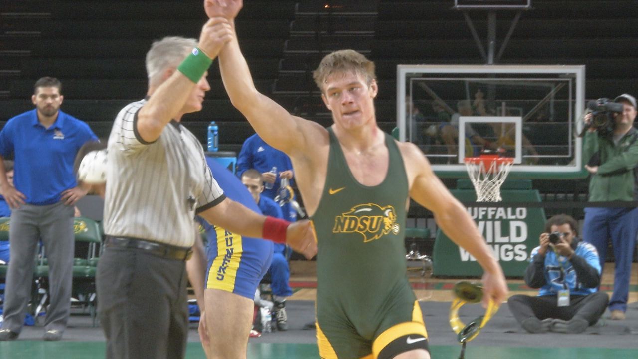 NDSU Wrestling Opens the Season with Win Over Cal State Bakersfield
