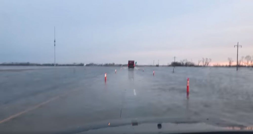I 29 Flooding