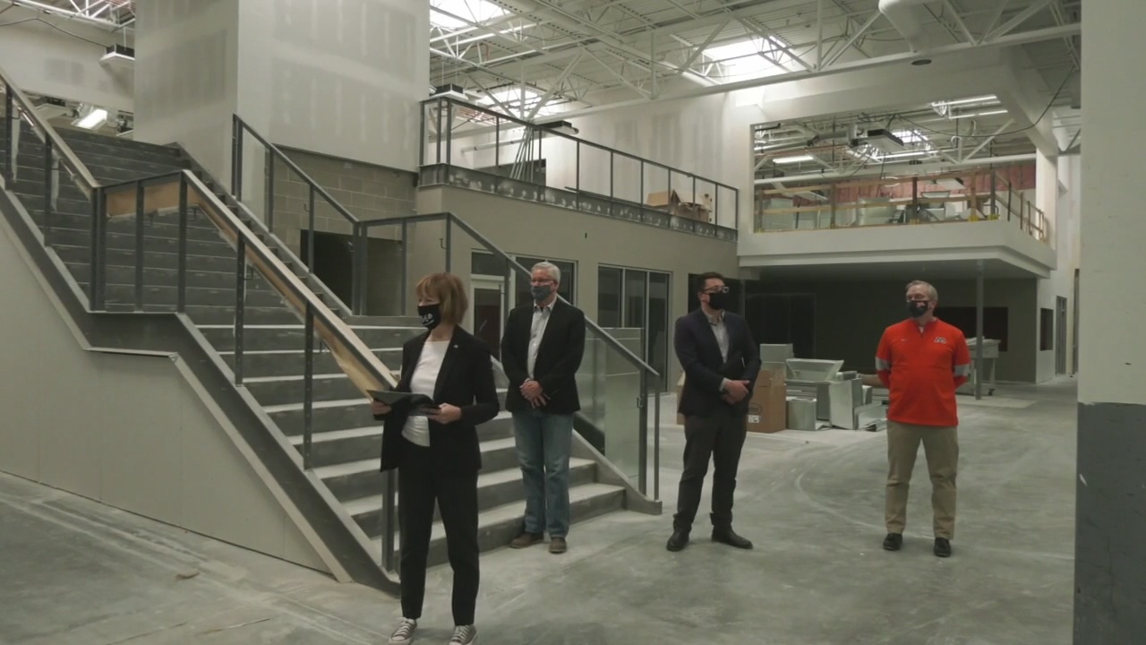 Sen. Smith visits Moorhead's Career Academy that's under construction