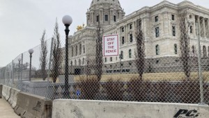 Capitol Fence (FOX9)