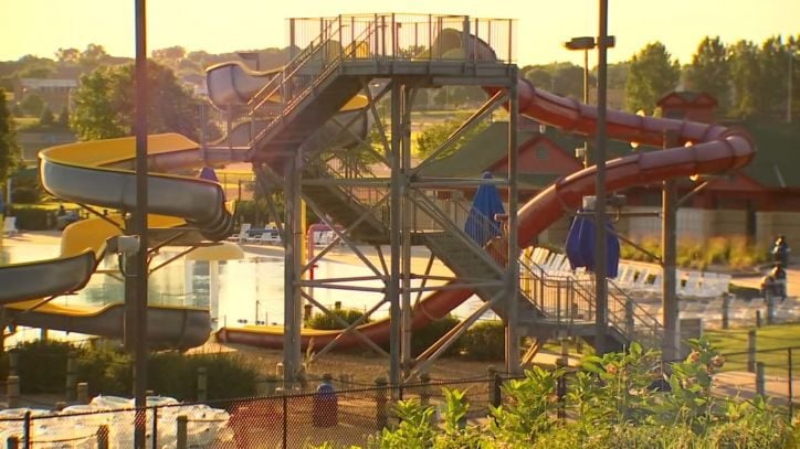 apple valley aquatic center