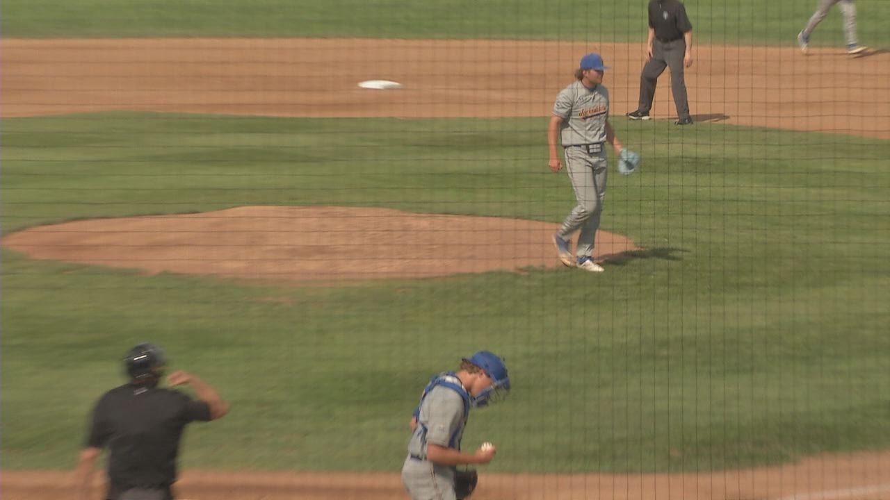 Jacks Beat Bison 82 Advance To Summit League Baseball Championship V