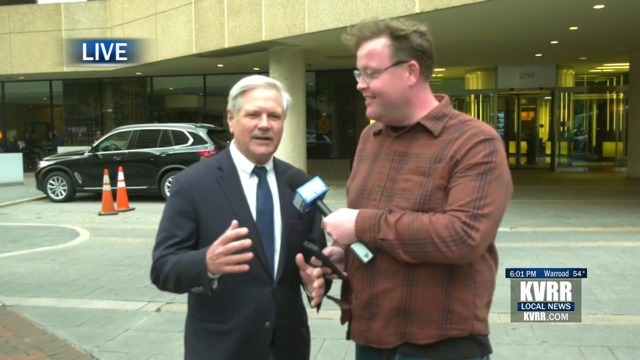 Honor Flight & KVRR's Adam Ladwig Surprised by Sen. John Hoeven in D.C. – KVRR Local News