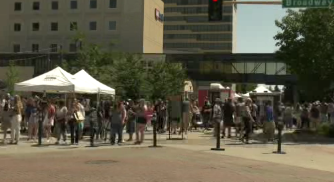 Thousands enjoy beautiful weather for first Red River Market of summer – KVRR Local News