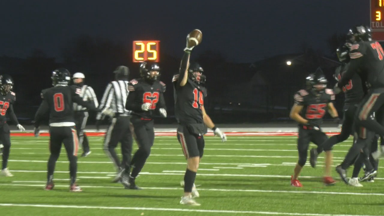 North Dakota High School Football Semifinal Highlights KVRR Local News   Shanley Still 