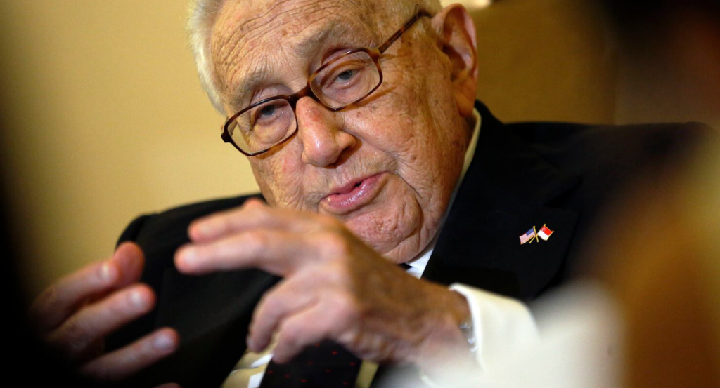Kissinger 112923