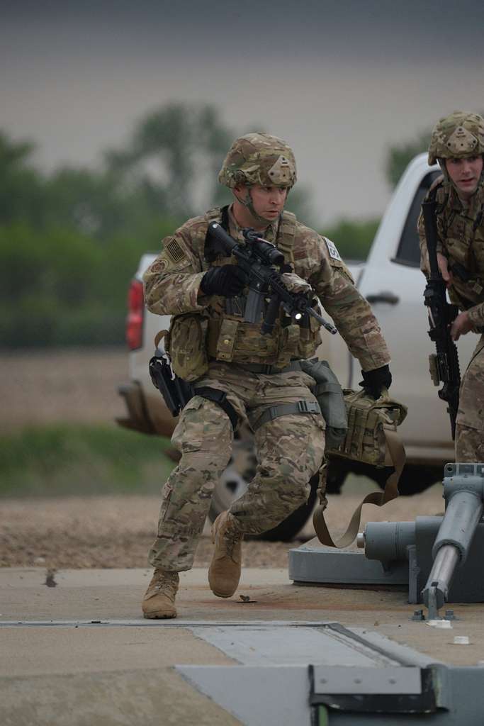 Us Air Force Tech Sgt Nicholas Van Pelt Of The 374e5d 1024