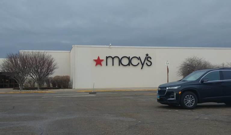 West Acres Mall Macy's Location To Remain Open - KVRR Local News