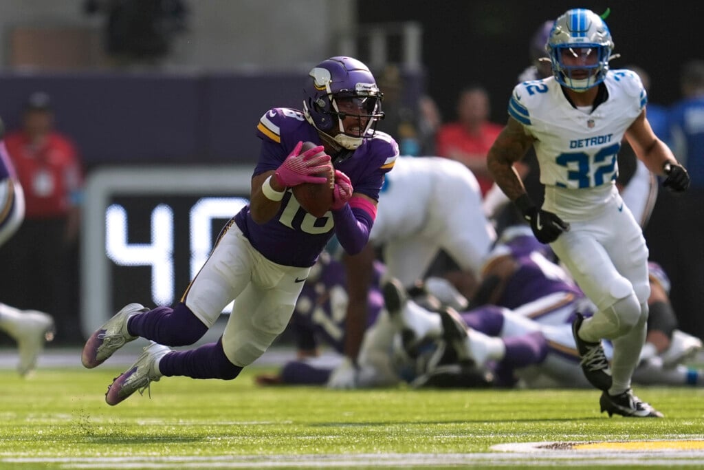 Lions Top Previously Unbeaten Vikings 31-29 On Late FG To Cap NFC North ...