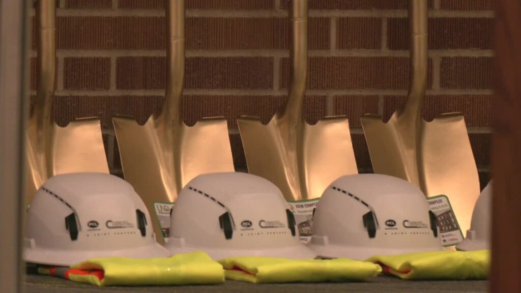 Und Hosts Groundbreaking For New Stem Complex