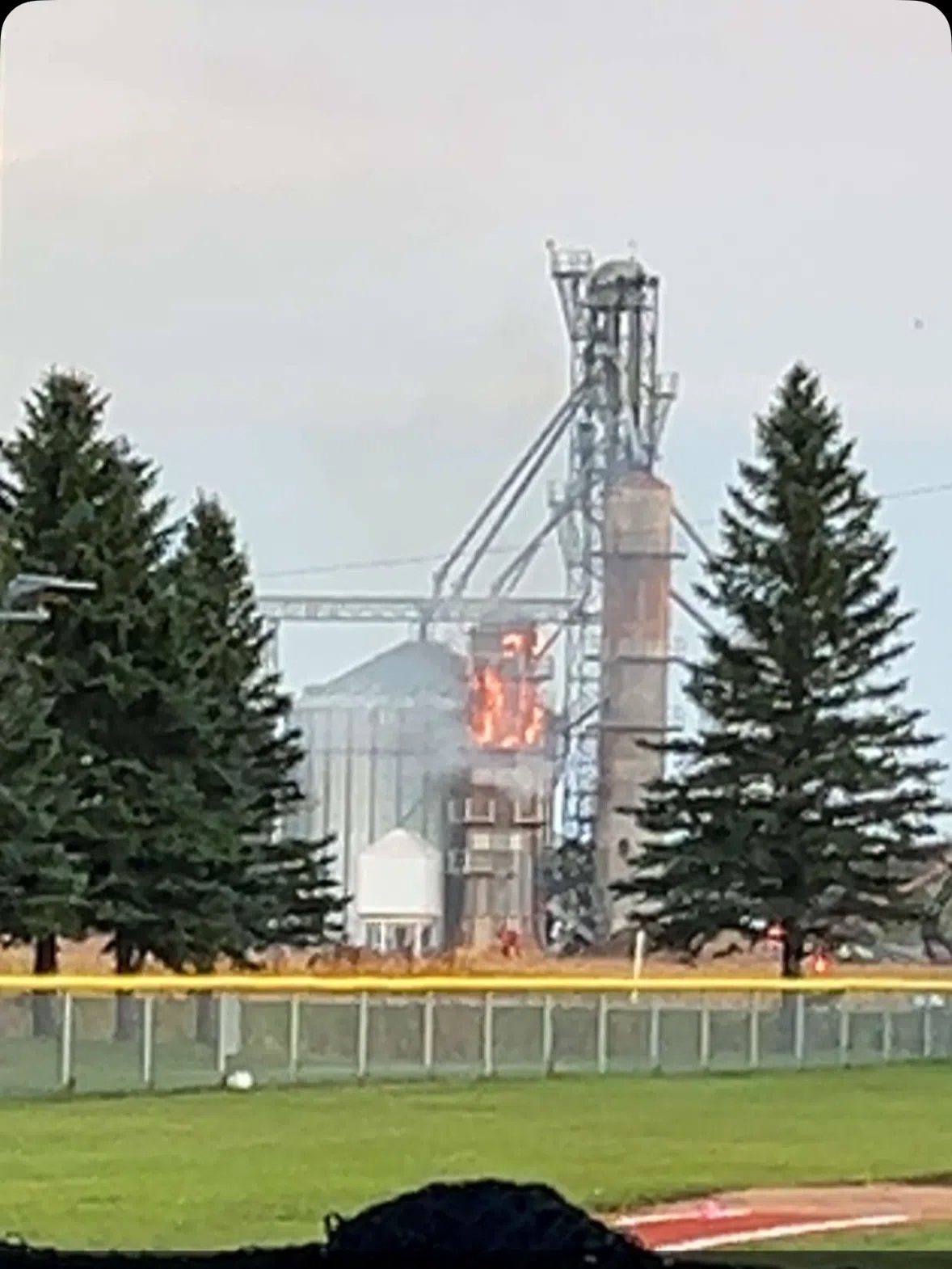 Crews respond to grain dryer fire in Kindred - KVRR Local News