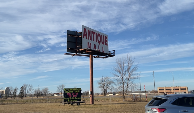 Moorhead Antiques Mall
