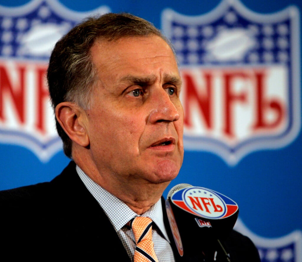 Obit Paul Tagliabue Football