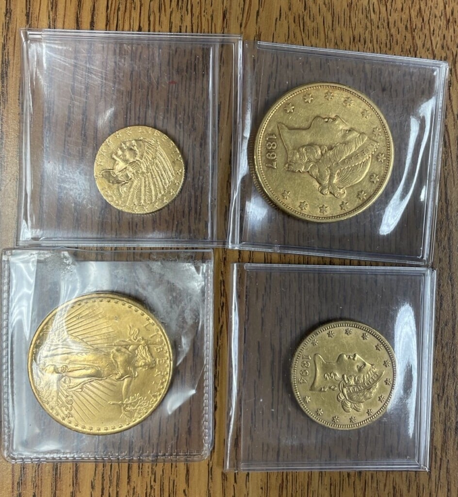 4 Coins Front