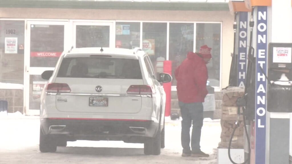 Local Doctor And Outfitter Discuss How To Stay Safe And Warm In This Weather