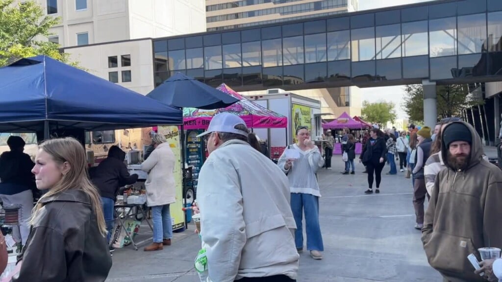 City Of Fargo Asks Residents Their Opinions On Food Pushcarts In Downtown