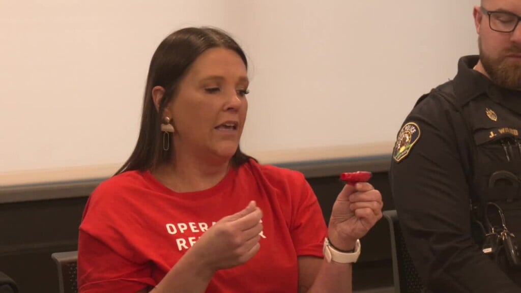 Potentially Lifesaving Multi Tools Donated To Fargo Police Department