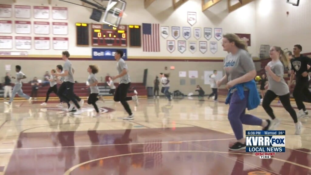 Lights, Crowd, Competition: Able Games Shine At Davies