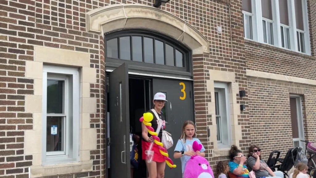 "end Of An Era" School Carnival Bids Farewell To Horace Mann Building