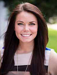 Caitlinsistrunk 185x244