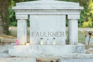 Web 20160924 Oxford William Faulkner Grave 1