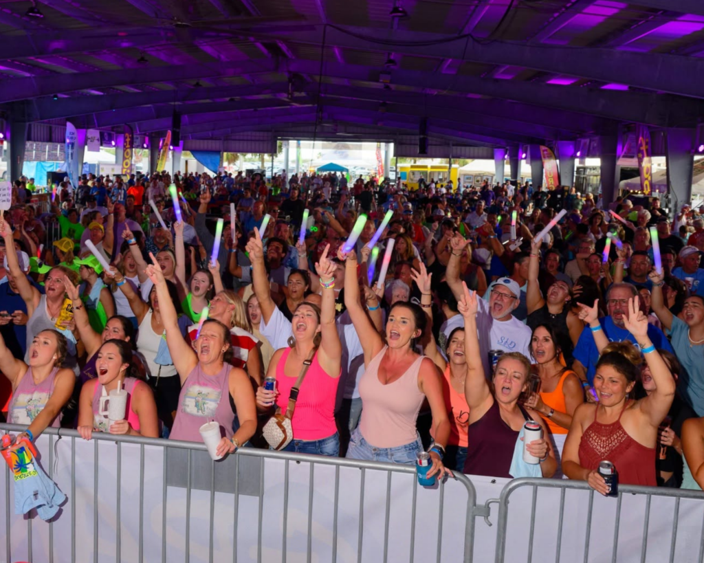 Island Strong Music Fest: People yelling and dancing in a crowd