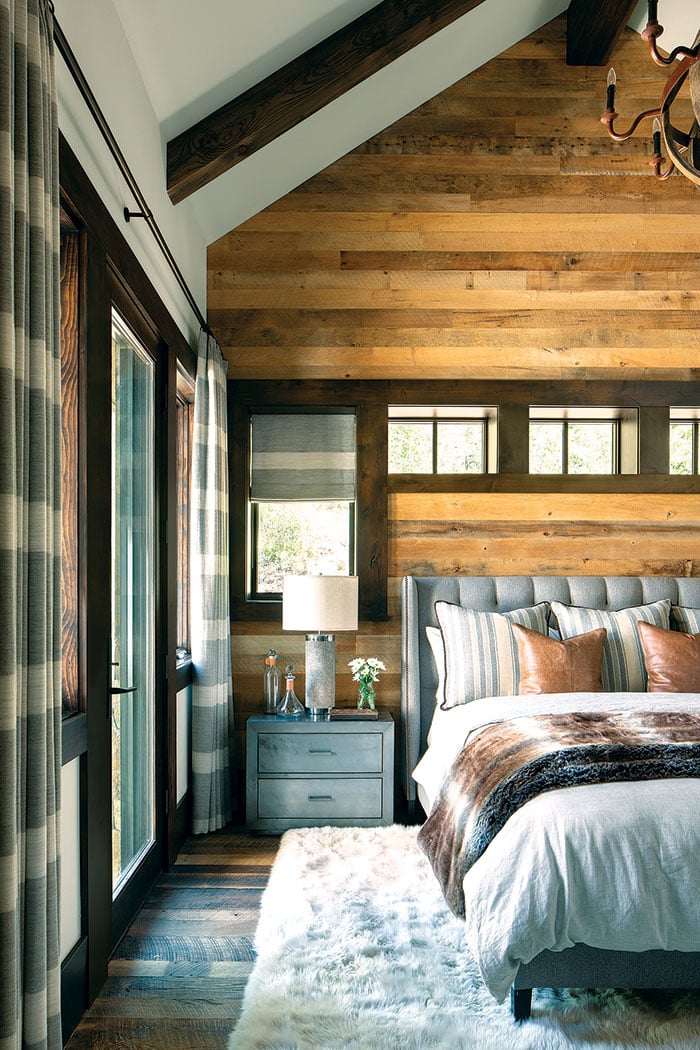 25 of the Coziest Bedrooms in Mountain Living - Mountain Living