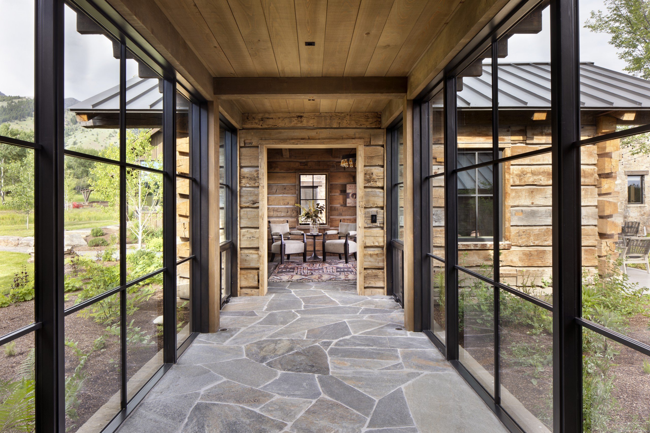 Transparency in Architecture - Mountain Living