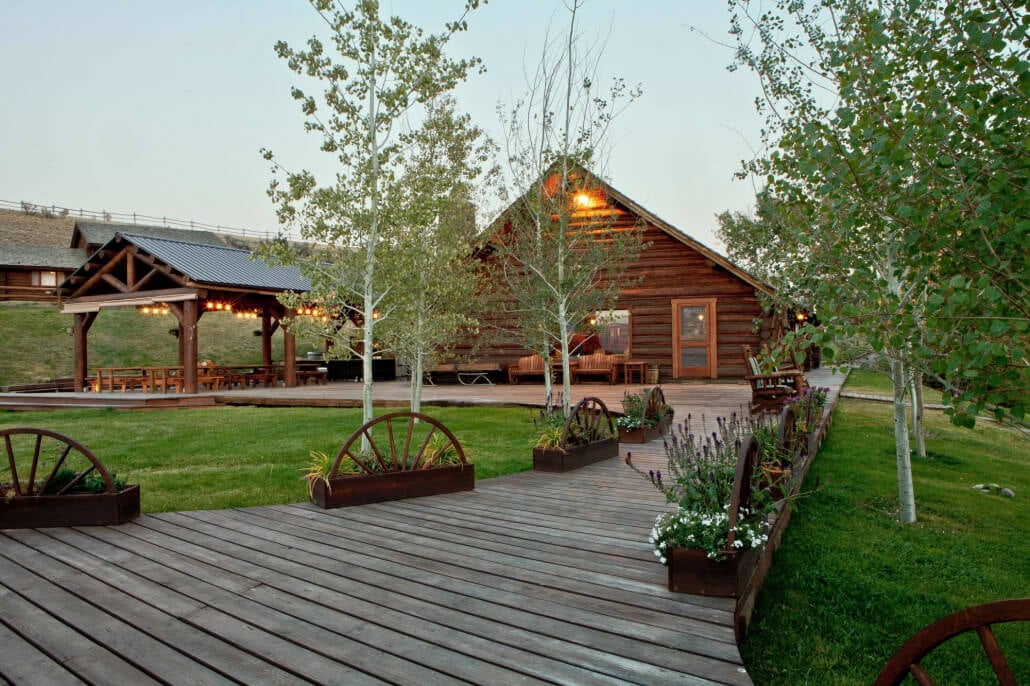 A Historic Ranch in Remote Wyoming - Mountain Living