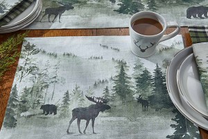 7 Watercolor Table Linens