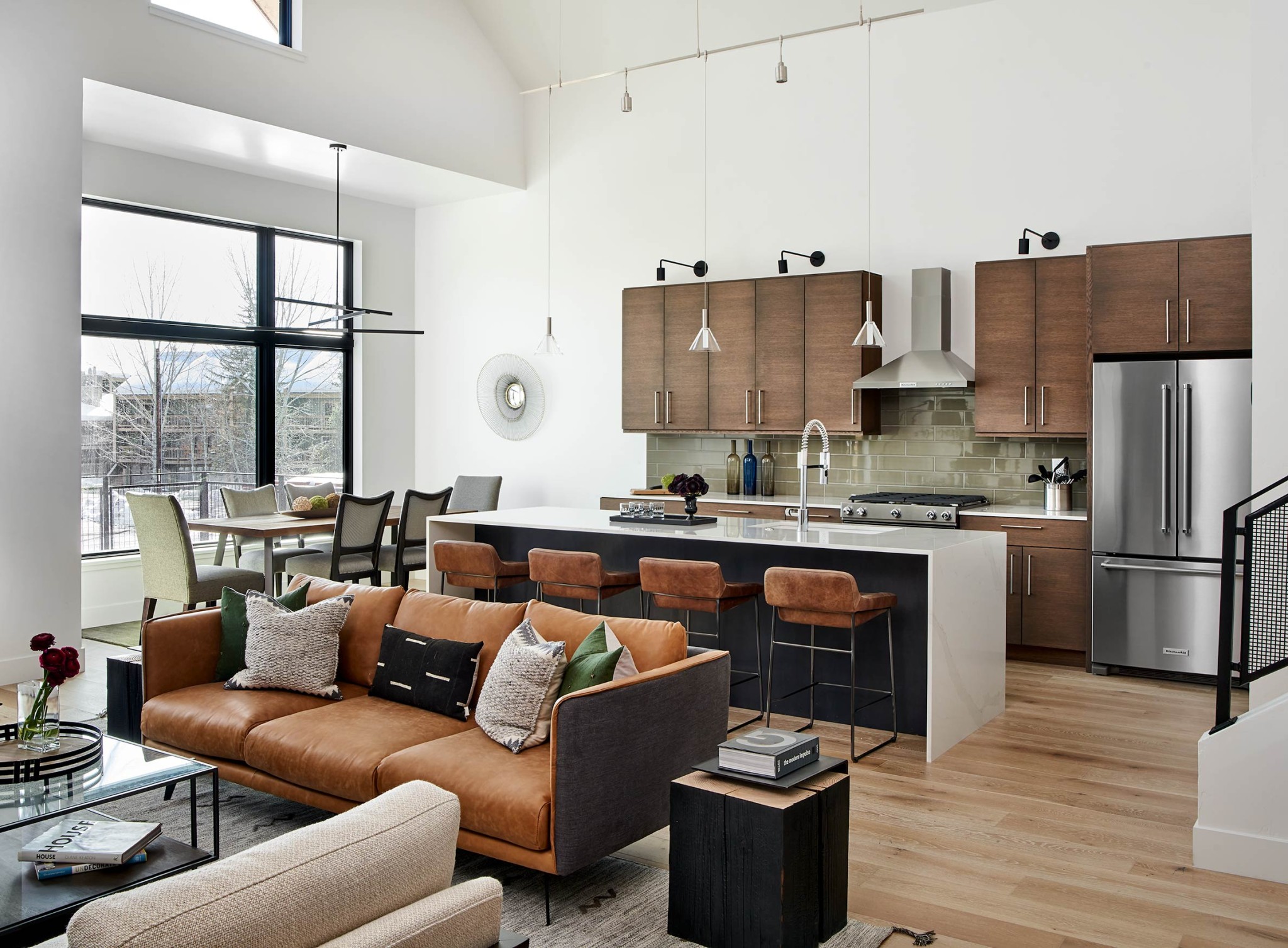 An Urban Retreat in the Middle of the Rocky Mountains - Mountain Living