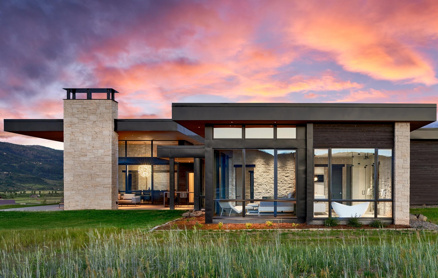 A Modern Home on the Prairie - Mountain Living