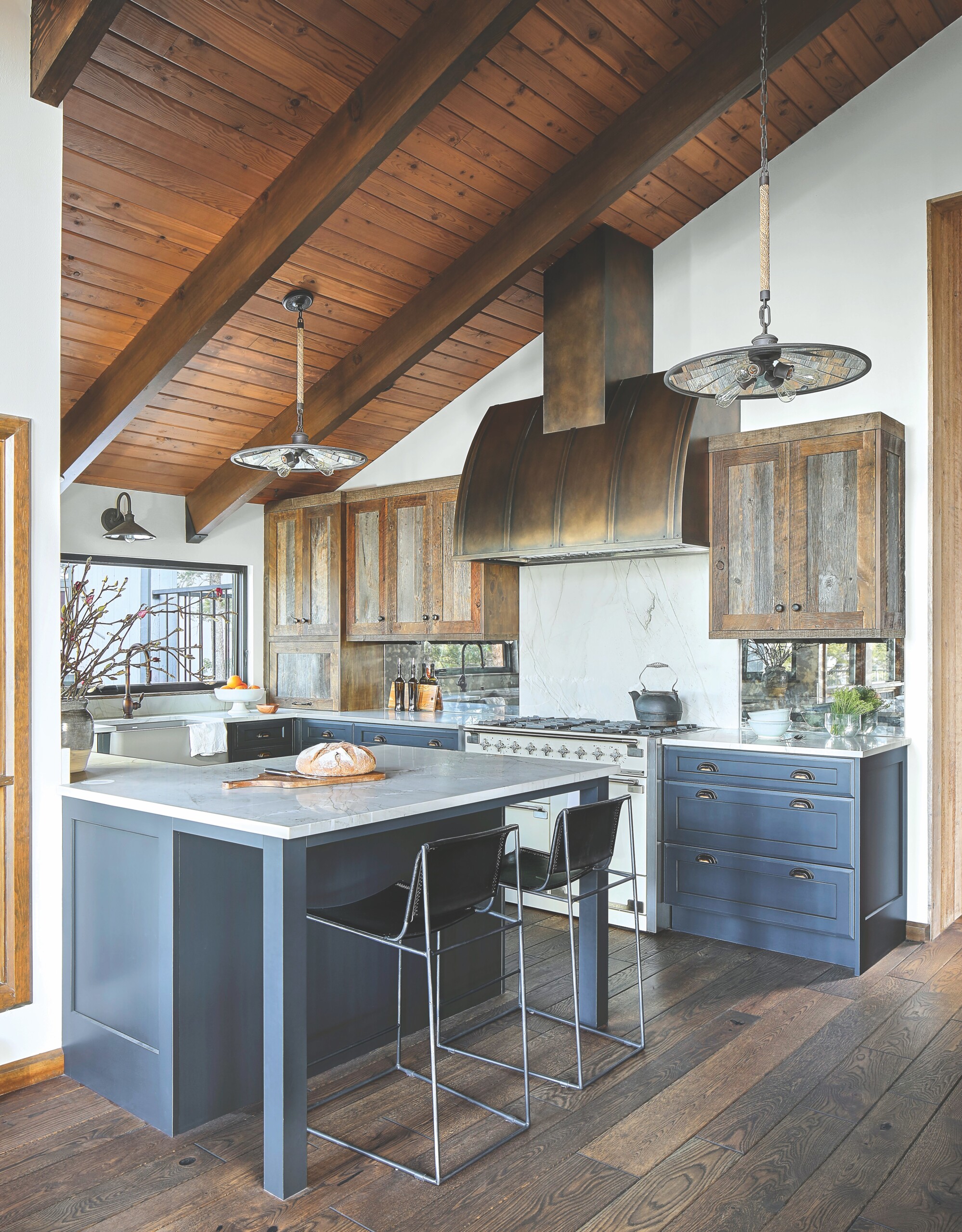 5 Warm and Inviting Kitchens - Mountain Living