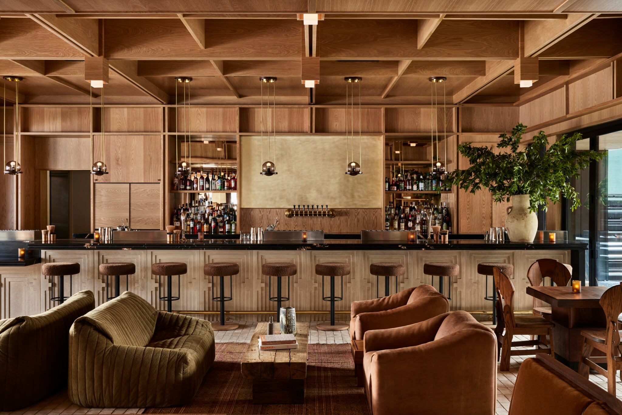 A New Boutique Hotel Pays Homage to Aspen’s Vibrant History - Mountain ...