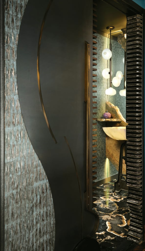 Glowing Natural Elements Make for a Bold Statement - Mountain Living