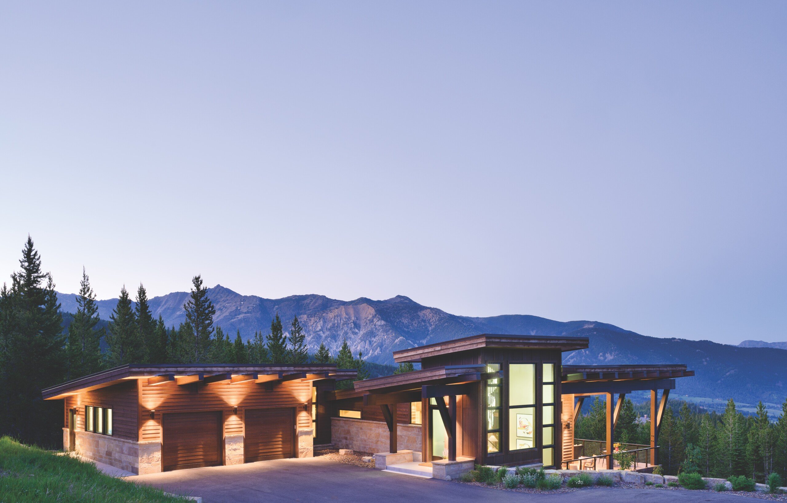 Exploring Rustic to Modern Home Architecture - Mountain Living, image size:2560x1639