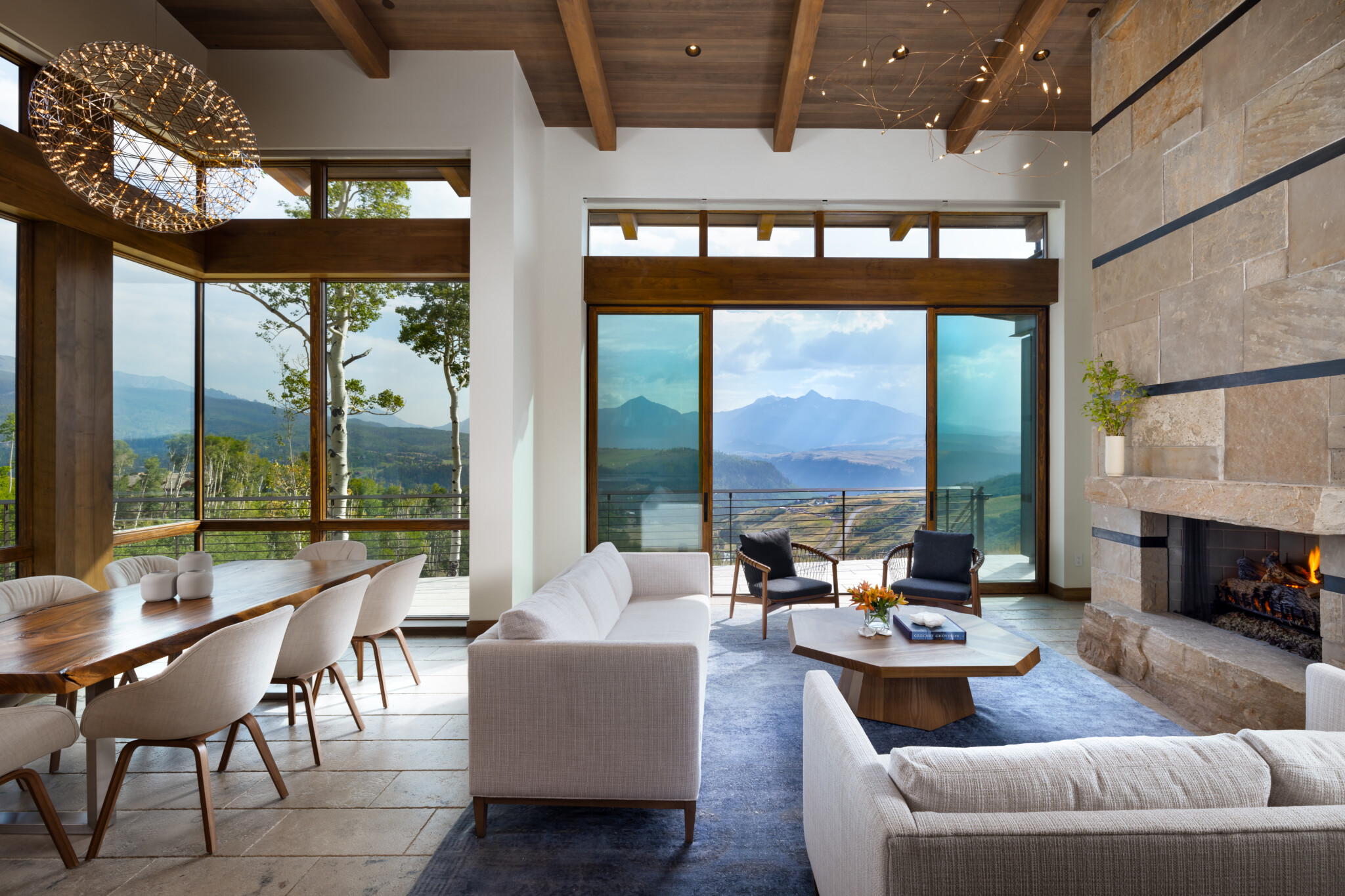 Contemporary Mountain Homes Interior